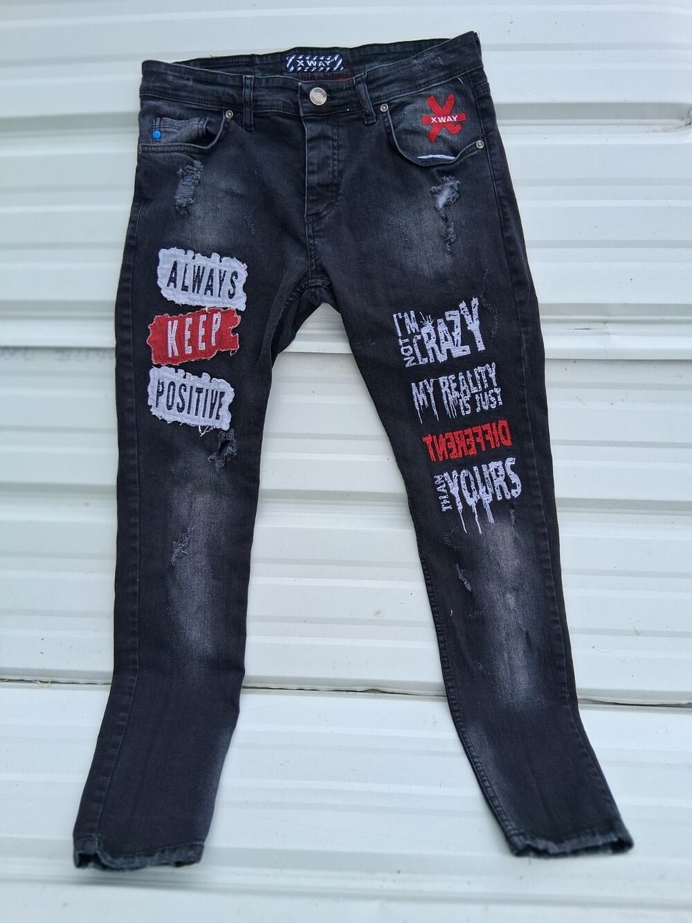 XWAY MENS Patched Painted RETRO Hip Hop Skater Button Fly Black Jeans Size 33 28